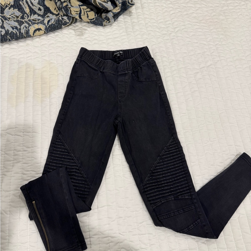 Black Women's Jeggings